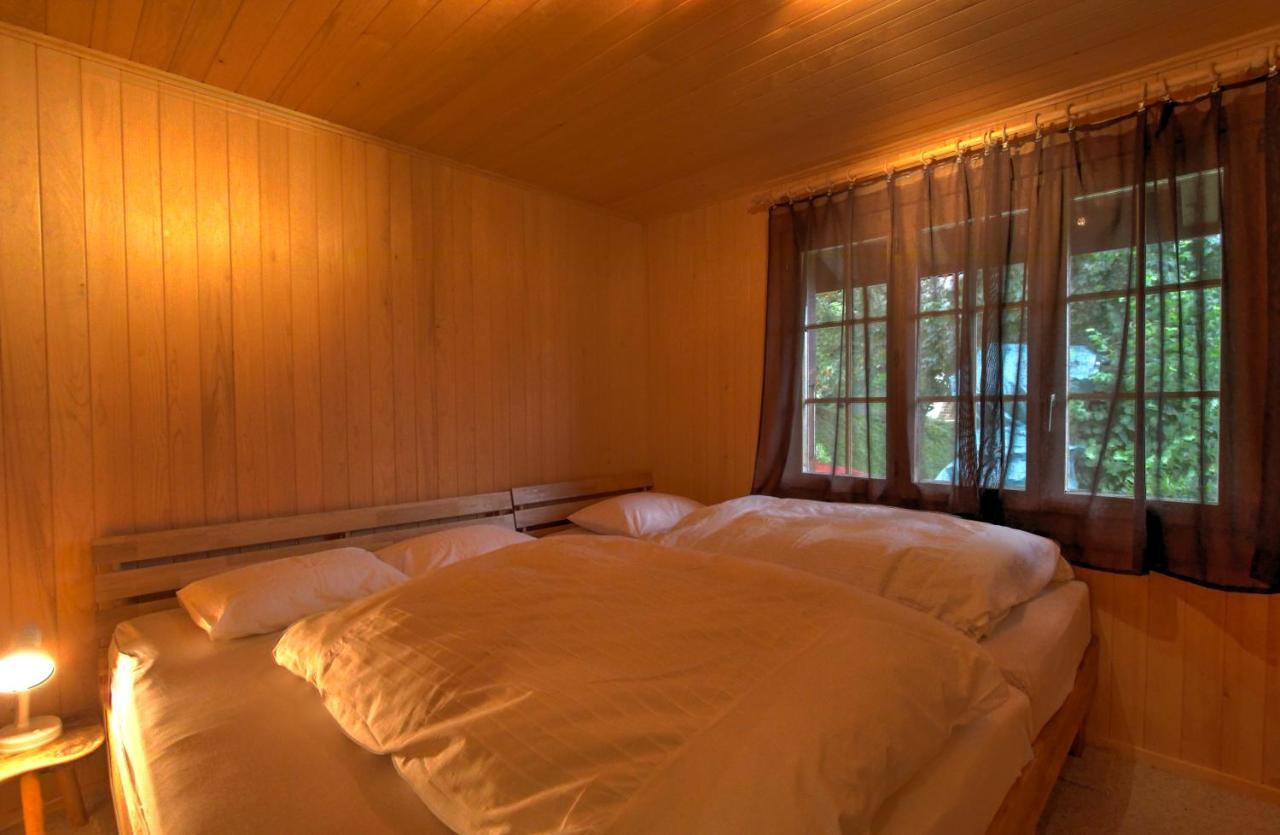 Les Jumelles Villa Gstaad Bagian luar foto