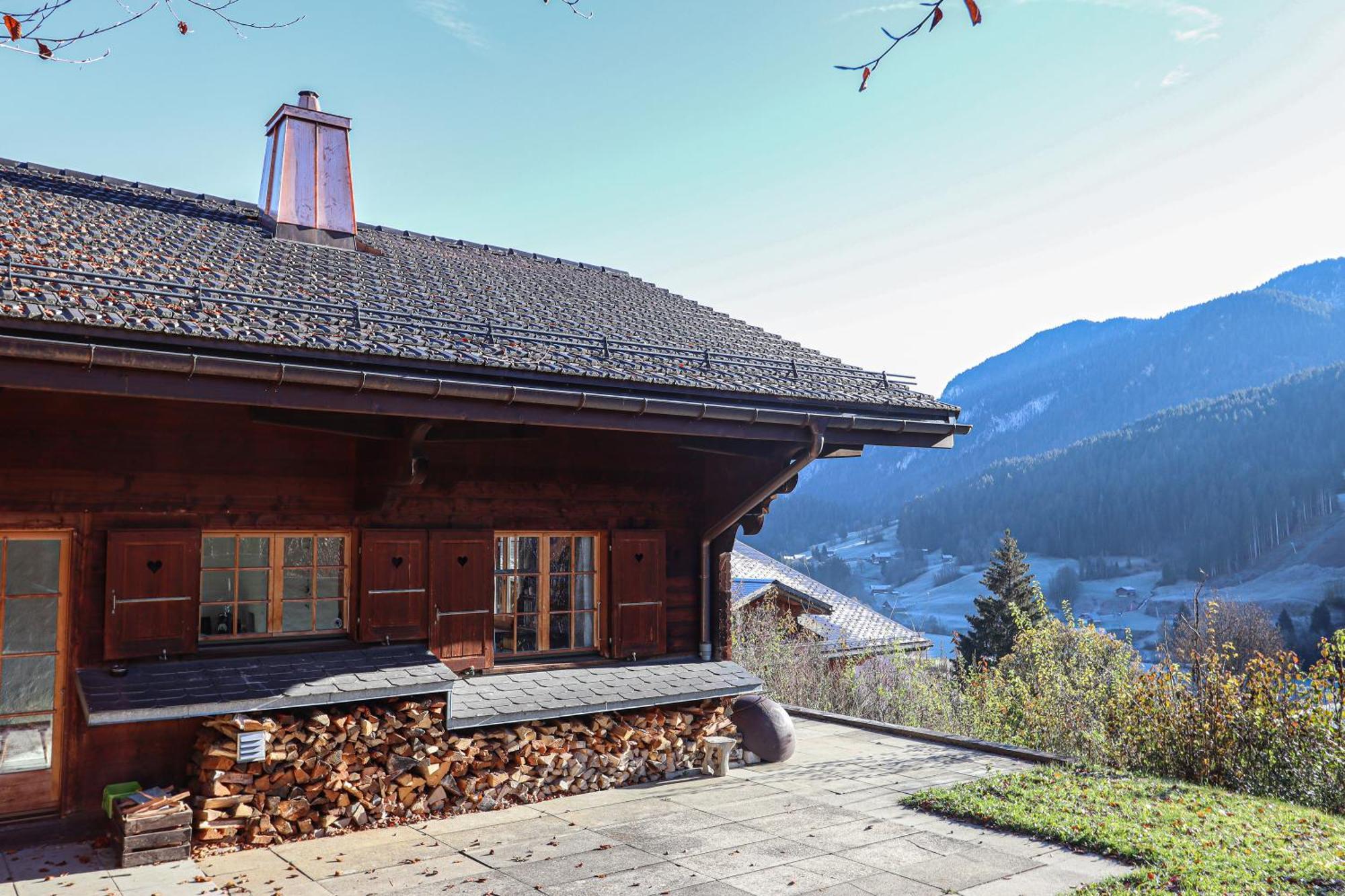 Les Jumelles Villa Gstaad Bagian luar foto